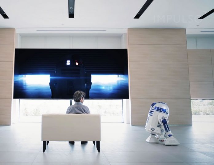 R2 D2 Moving Refrigerator 1