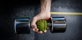 Βαράκια για … Rambo! grenade grip