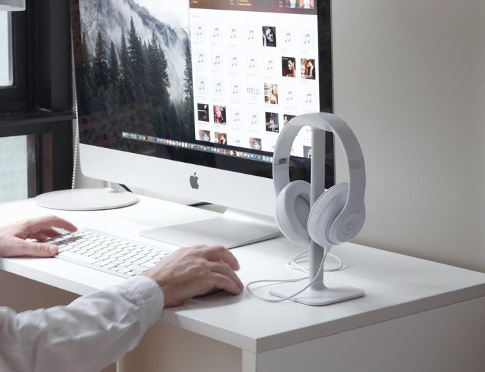 Bluelounge Posto Headphone Stand