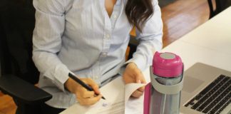 Kombine Swing Vault- Μπουκάλι νερού με αποθηκευτικό χώρο Kombine Swing Vault Storage Water Bottle