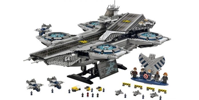 Lego SHIELD Hellicarrier 76042